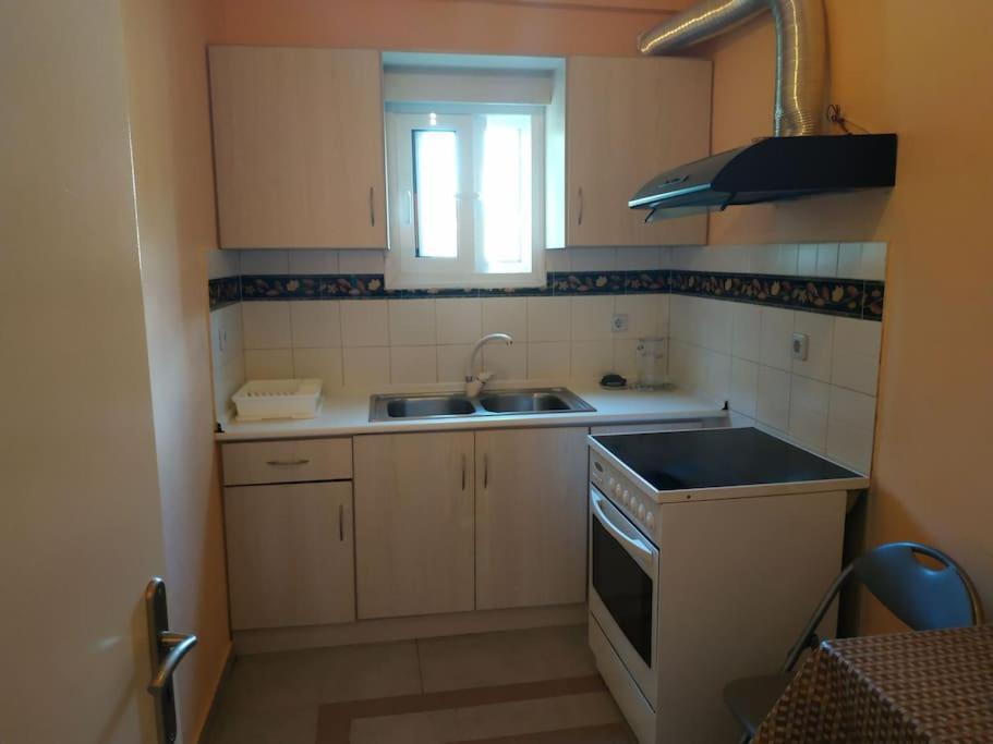 Eftychia's Home-σπίτι με θέα τη λίμνη πλαστήρα Holiday home